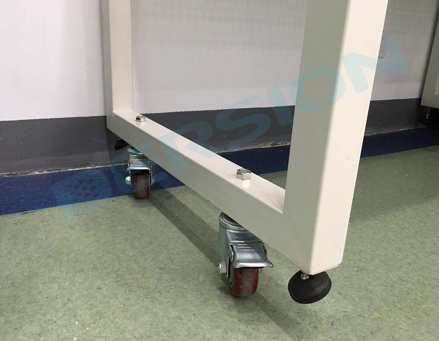 垂直流潔凈工作臺(tái)介紹