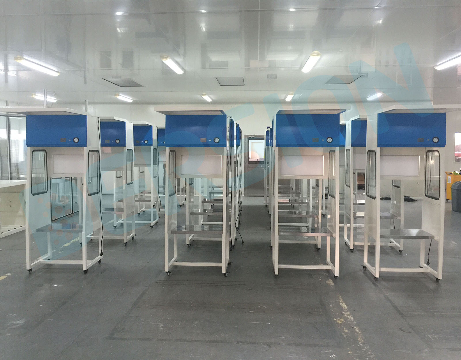 小而美工作臺（廣達、松下）