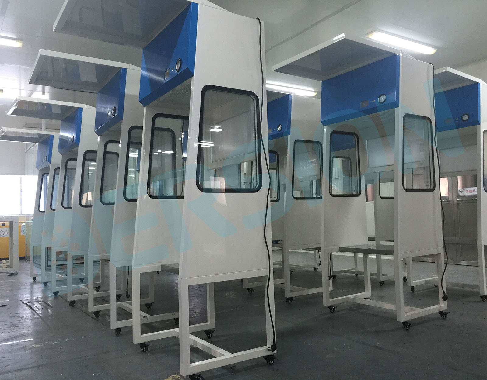 小而美工作臺（廣達、松下）