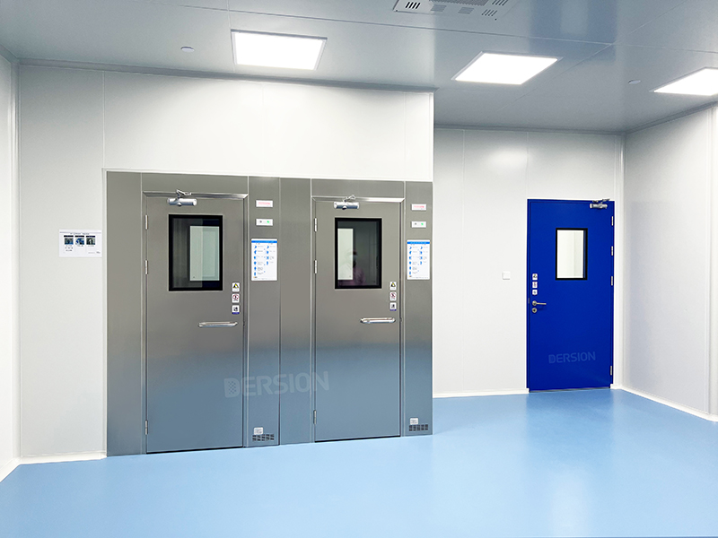 蘇州輝科醫(yī)療不銹鋼風(fēng)淋室